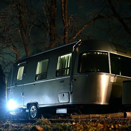 Modern Airstream With Amazing View - 10 To 15 Minutes From Kings Canyon National Park Dunlap Exterior foto