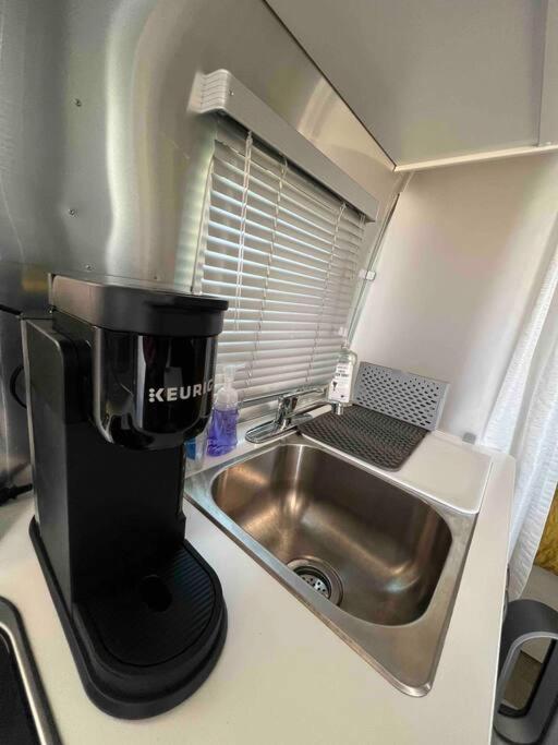 Modern Airstream With Amazing View - 10 To 15 Minutes From Kings Canyon National Park Dunlap Exterior foto