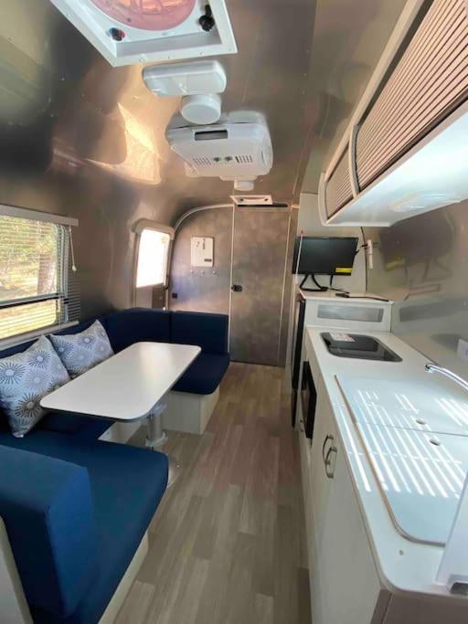 Modern Airstream With Amazing View - 10 To 15 Minutes From Kings Canyon National Park Dunlap Exterior foto